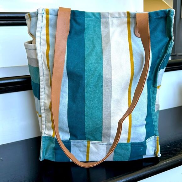 FEED Canvas & Leather Striped Shoulder Tote Bag – Supports Feeding Children - Picture 6 of 9